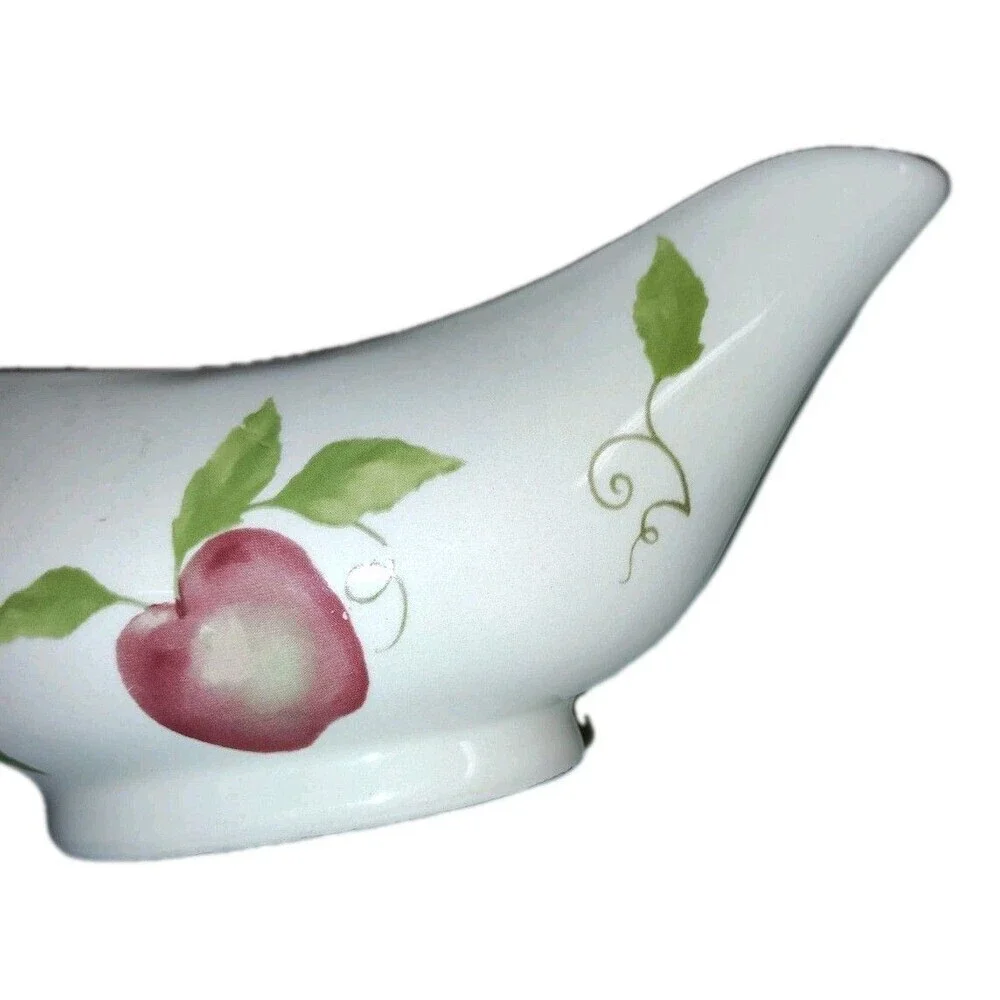 ​Four Star Stoneware Gravy Boat - Fruit Harvest Pattern (Apple, Grape, Pear)...
